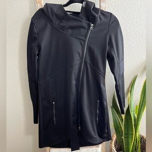 Mondetta active coat